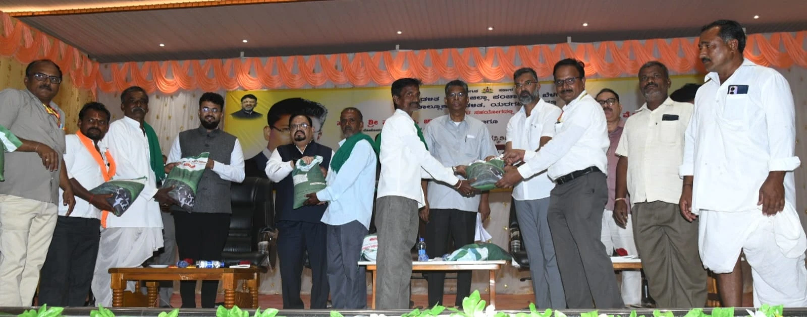 news_1789885175_8_352.webp news_1789885175_8_352.webp
